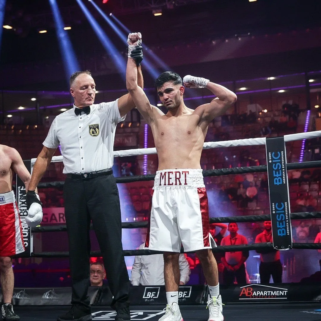 Mert Caliskan at his professional debut